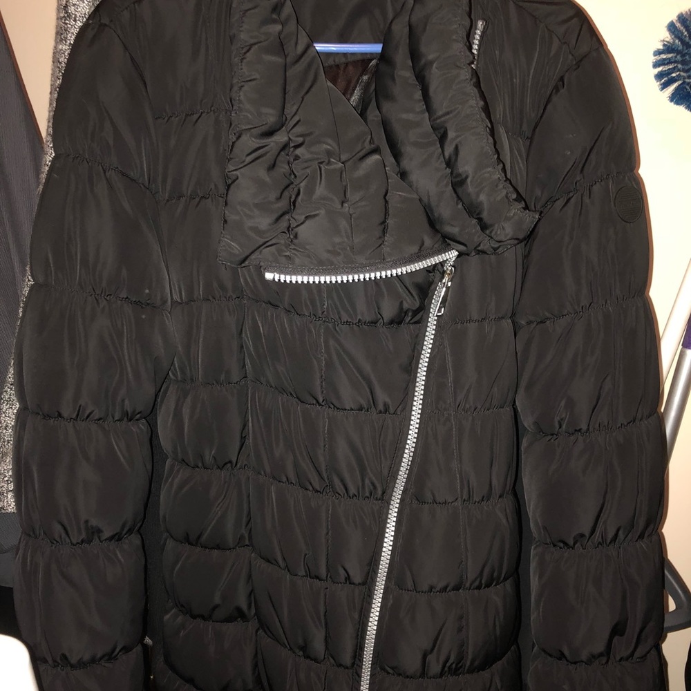 Calvin Klein Black 1x winter coat. Worn 3 times